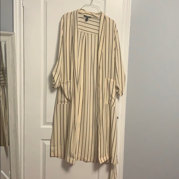 Cardigan - Picture 1 of 2